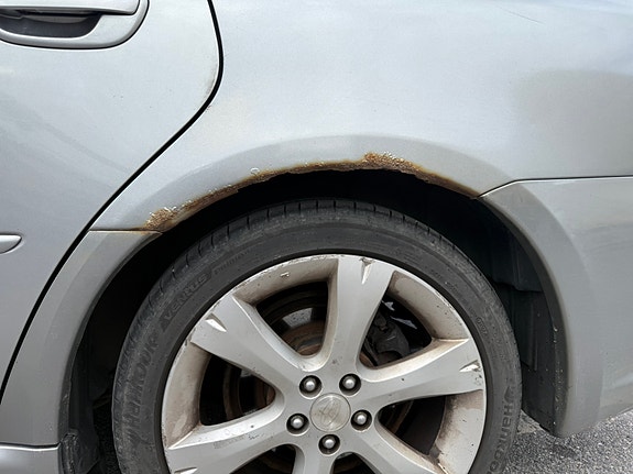 Subaru Legacy 7 of 15