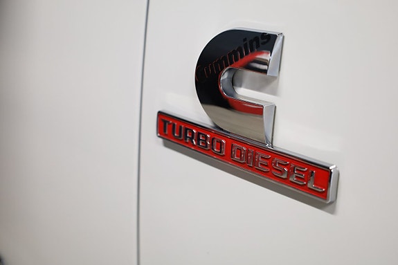 Dodge RAM 2500 8 of 15