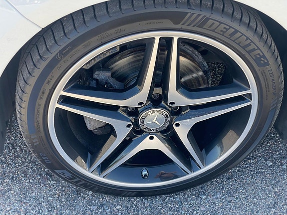 Mercedes-Benz CLA220 20 of 23