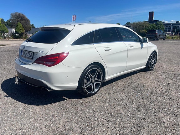 Mercedes-Benz CLA220 7 of 23
