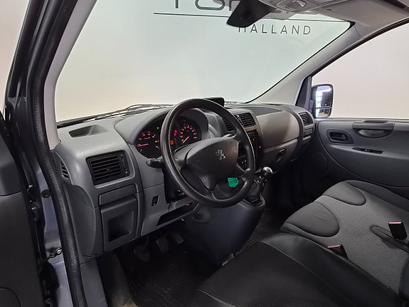 Peugeot Expert 5 of 13