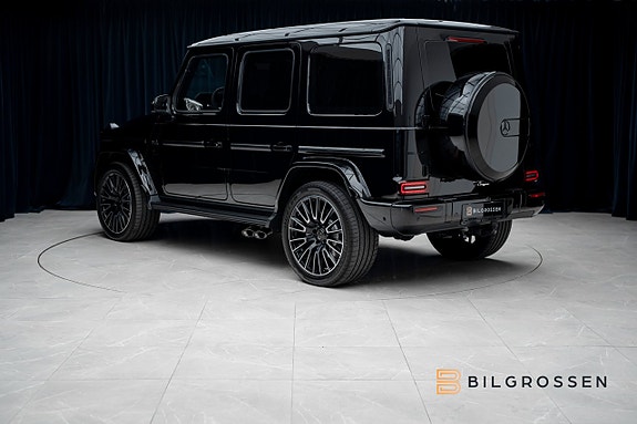 Mercedes-Benz G63 3 of 5