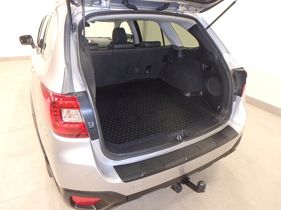 Subaru Outback 4 of 5