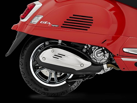 Vespa GTS 310 SUPER Beställningsvara 4 of 5