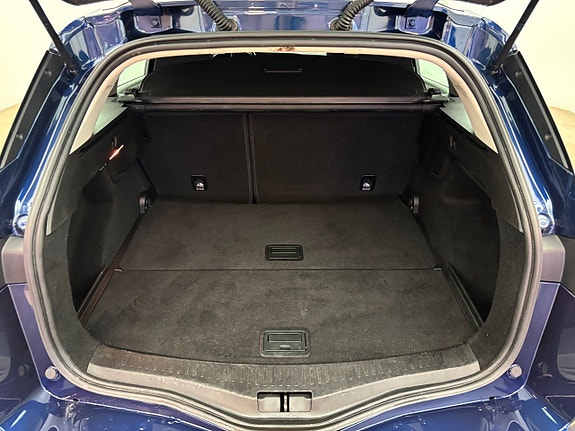 Renault Megane 11 of 25