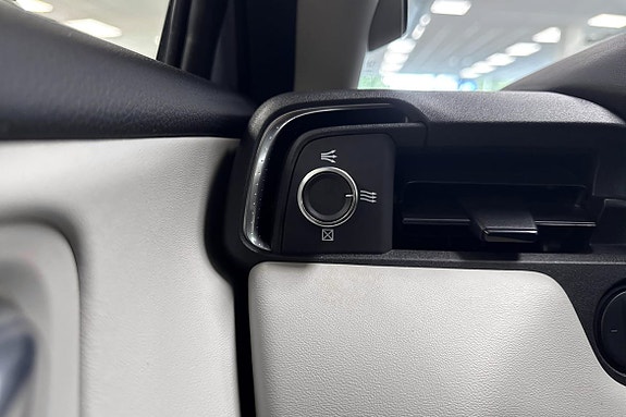 Honda HR-V 8 of 22