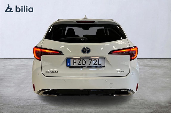 Toyota Corolla 5 of 5