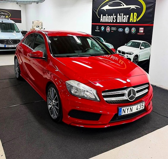 Mercedes-Benz A180 3 of 5
