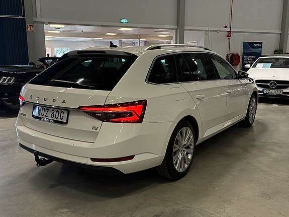 Skoda Superb 3 of 21