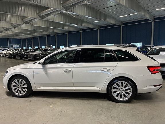 Skoda Superb 6 of 21