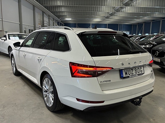 Skoda Superb 5 of 21