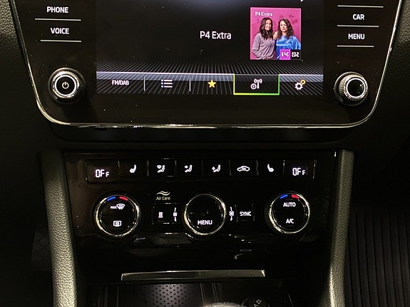 Skoda Superb 13 of 21