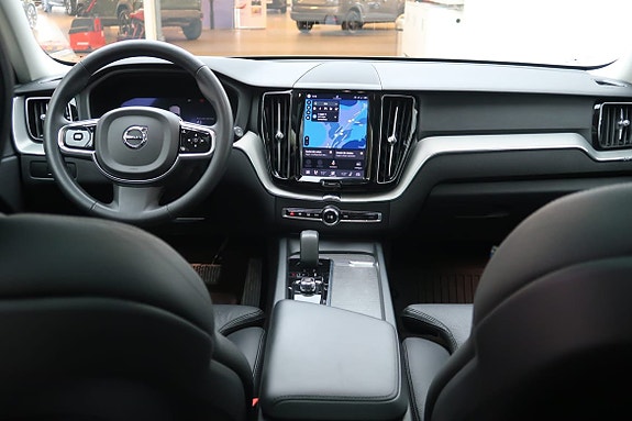 Volvo XC60 6 of 22