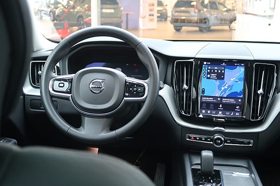 Volvo XC60 9 of 22