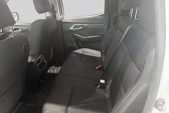 Isuzu D-max 9 of 17
