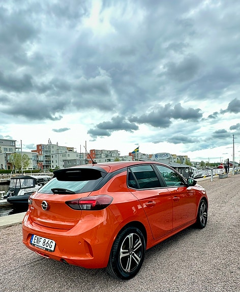 Opel Corsa 2 of 5