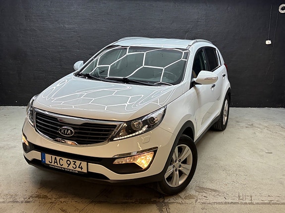 Kia Sportage 2 of 21