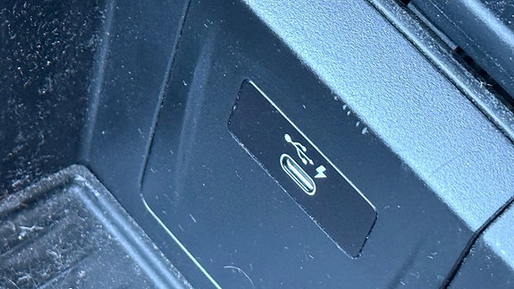 BMW 225xe 23 of 30
