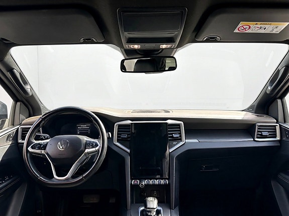 Volkswagen Amarok 8 of 16