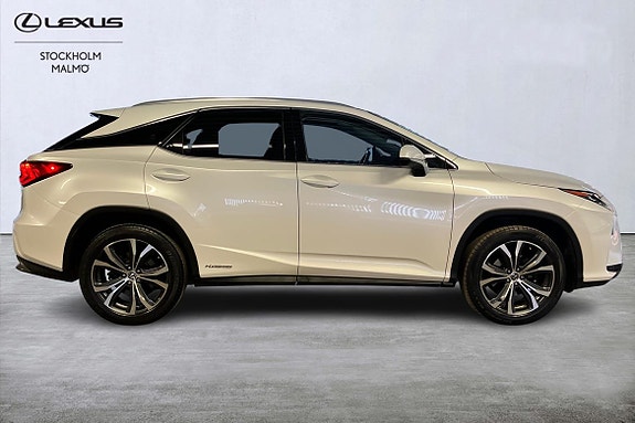Lexus RX450h 16 of 24