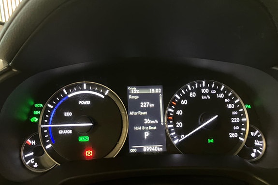 Lexus RX450h 14 of 24