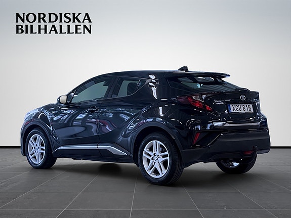 Toyota C-HR 5 of 5