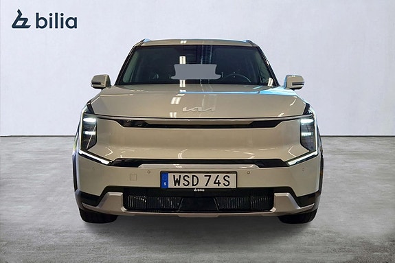 Kia EV9 5 of 21