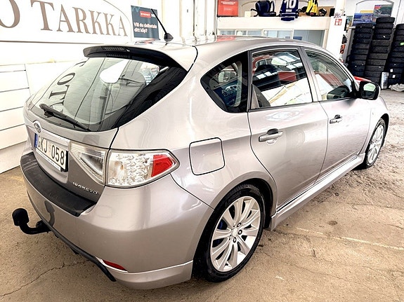Subaru Impreza 5 of 5