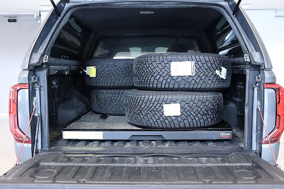 Volkswagen Amarok 21 of 21