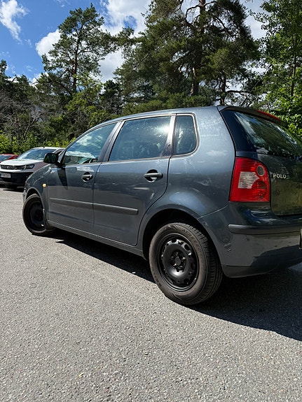 Volkswagen Polo 17 of 21