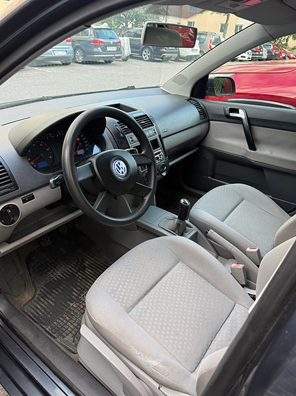 Volkswagen Polo 9 of 21