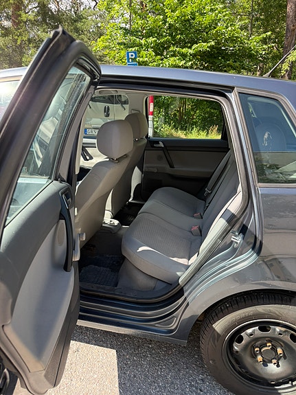 Volkswagen Polo 14 of 21