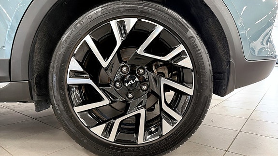 Kia XCeed 8 of 25