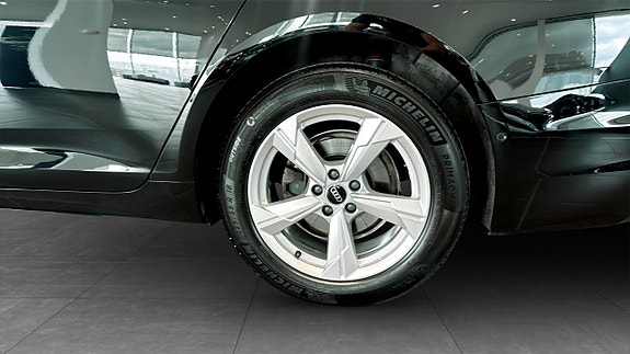 Audi A6 6 of 18