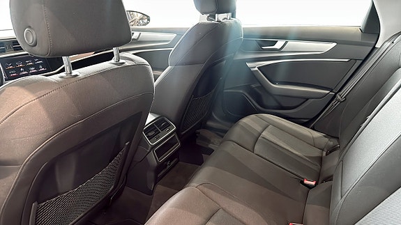 Audi A6 11 of 18