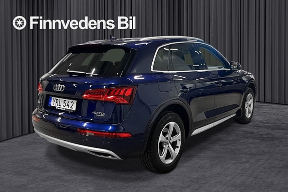 Audi Q5 3 of 5