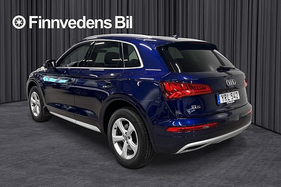 Audi Q5 4 of 5