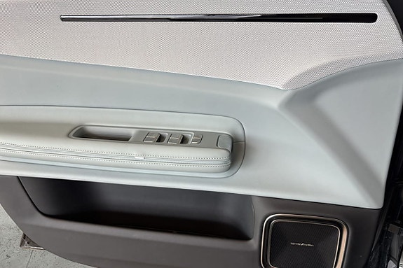 Polestar 4 26 of 30