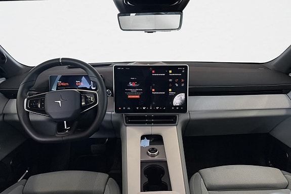 Polestar 4 13 of 30