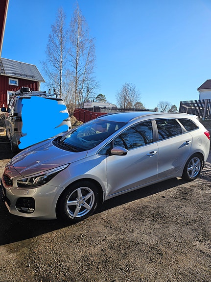 Kia Ceed 3 of 5