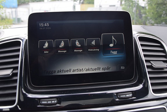 Mercedes-Benz GLS500 19 of 30