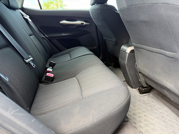 Toyota Auris 15 of 19