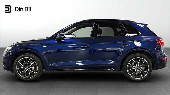 Audi Q5 2 of 5