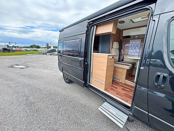 Ci Kyros 6 Experience - Långbäddar, 6m, Dieselvärme,  Solcell, 3500kg 5 of 5