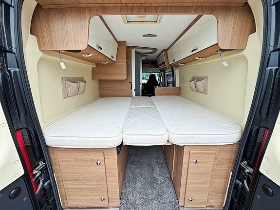 Ci Kyros 6 Experience - Långbäddar, 6m, Dieselvärme,  Solcell, 3500kg 4 of 5