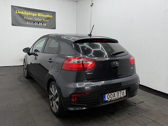 Kia Rio 5 of 5