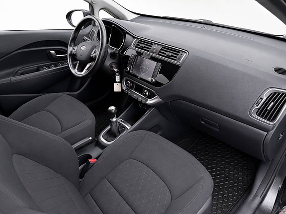 Kia Rio 10 of 12