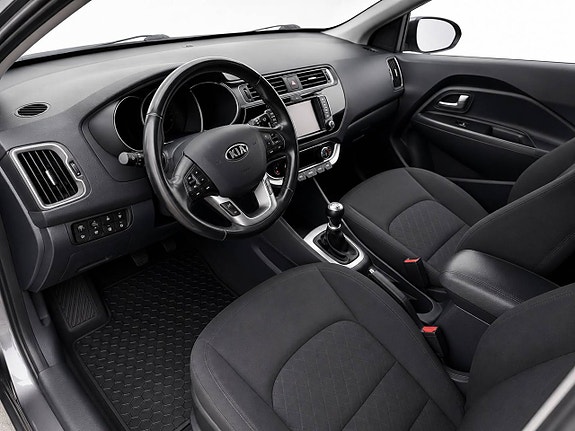 Kia Rio 11 of 12
