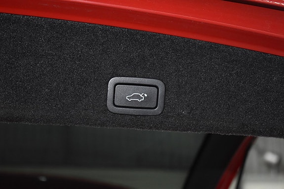 Volvo XC60 15 of 16