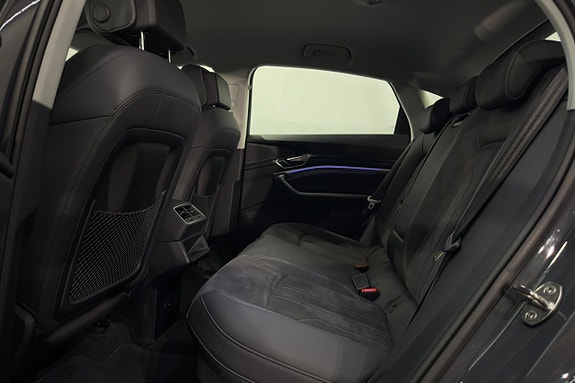 Audi Q8 24 of 26